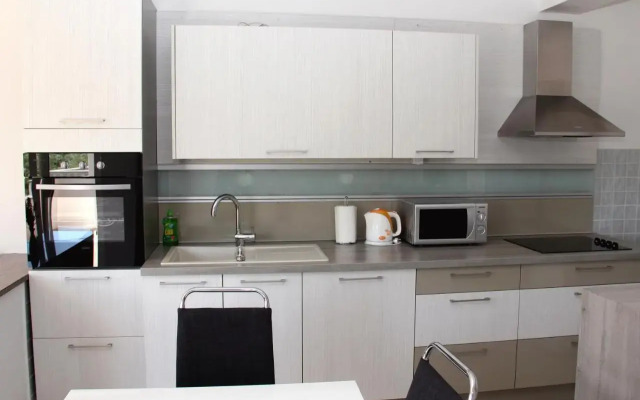 Apartment Bura