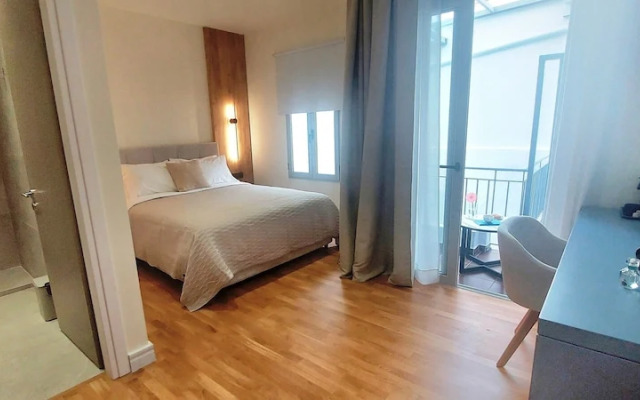 Elite Patras Suites