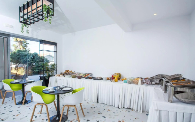 Faliraki Premium Hotel