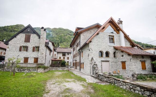 Albergo Diffuso - Cjasa Ustin 31689