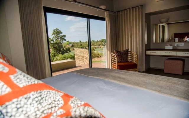 Jacana River Lodge