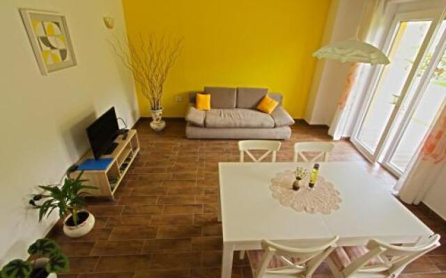 Apartments Maligoj