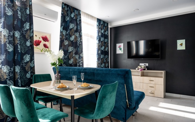 MoreRooms Апартаменты на Переселенческой 12