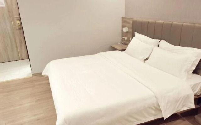 7 Days Inn Chongqing Hongqihegou Light Rail Station Branch