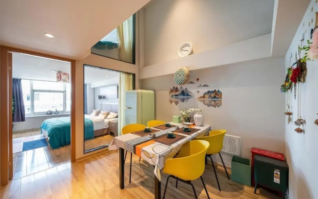 Shanghai Hills & Freshly Home Loft Retreat near NECC
