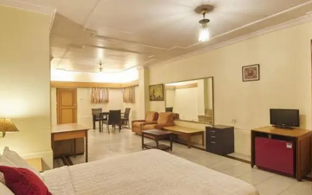 OYO Rooms Juhu Chowpatty