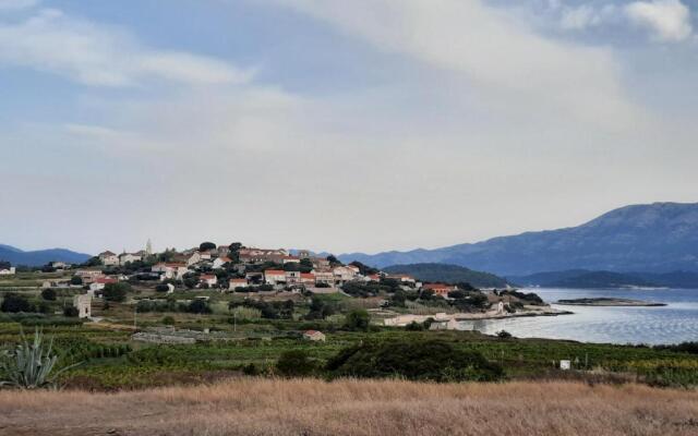 The White House Lumbarda