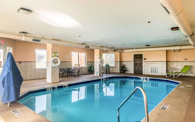 Comfort Inn & Suites Columbus East