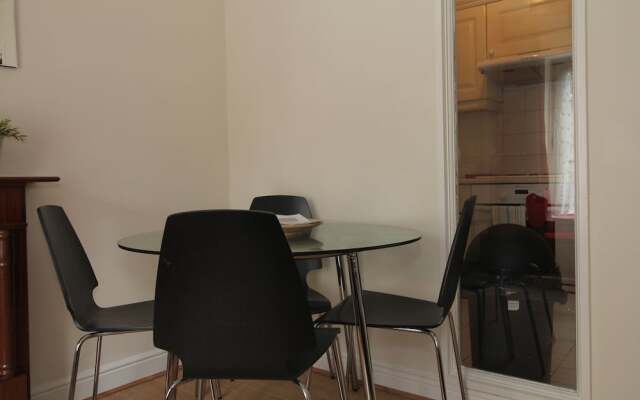 South City Centre Apartment