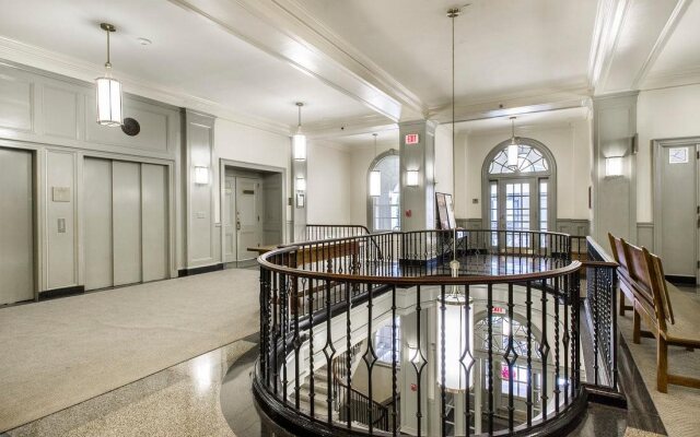 140 Clarendon