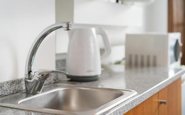 GuestReady - Office Residence 1