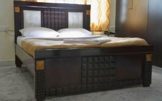 Hotel Maruthi Residency Inn