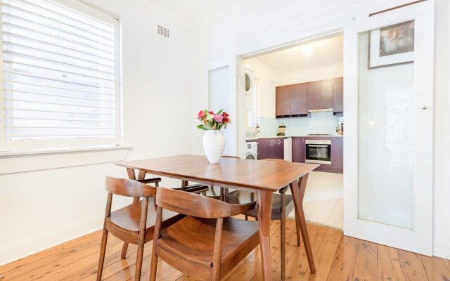 Picturesque Bellevue Hill 2BR Apt H452