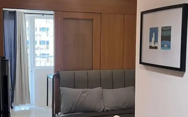 1 BR Shell Residences Facing amenities