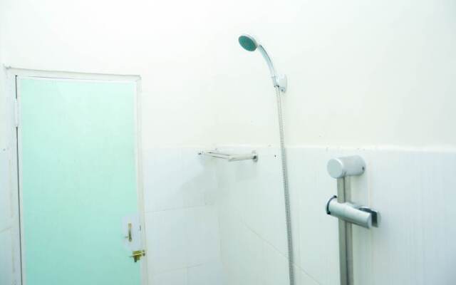 OYO 2692 Penginapan Mba Ros