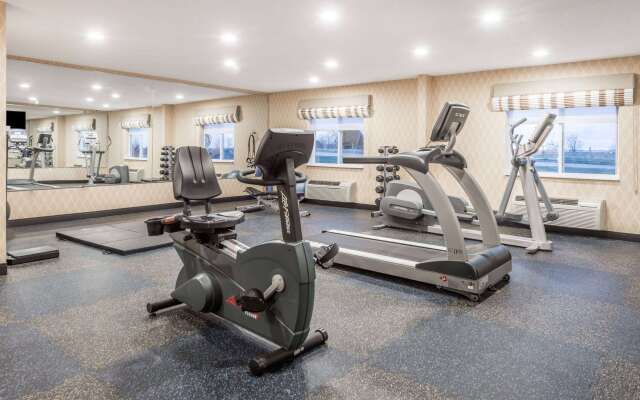 Baymont by Wyndham Fulton