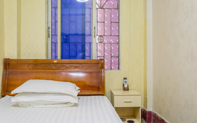 Fuhua Cards Hostel