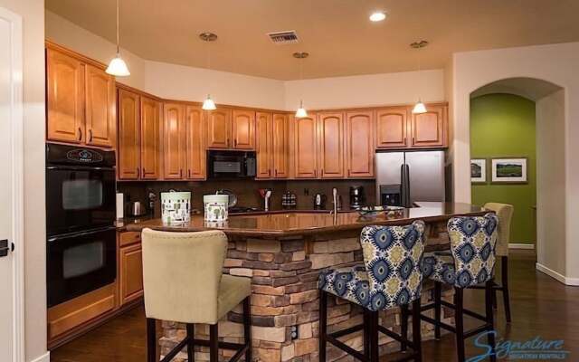 Palm Valley By Signature Vacation Rentals