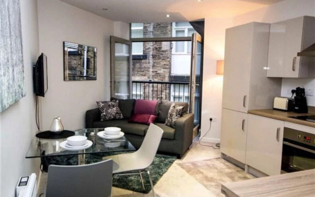 Stayzo Modern Studio Apartment 1 in Bradford City