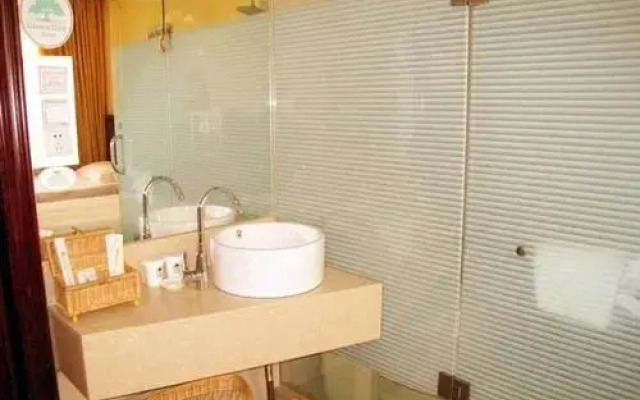GreenTree Inn Harbin Railway Station Jianzhu Street Express Hotel