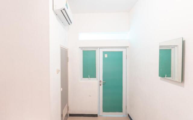 J&B Room Utan Kayu