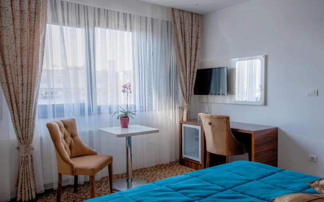 New Hotel