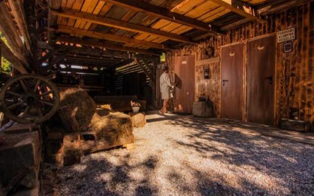 Panorama Glamping Visole