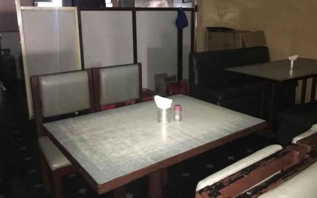 iROOMZ Amrutha Residency