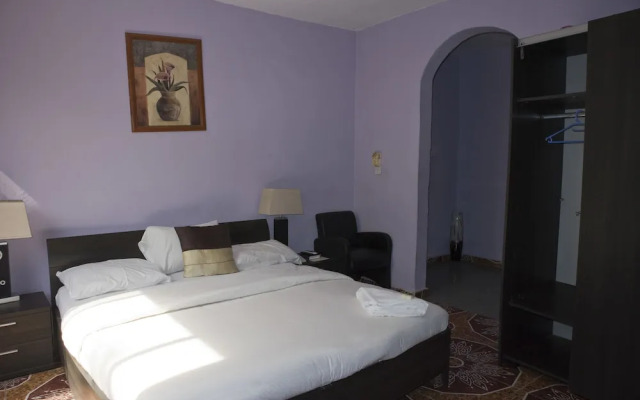 Radach Lodge & Conference Centre