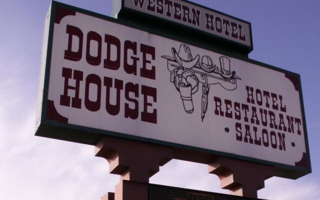 Dodge House Hotel & Convention Center