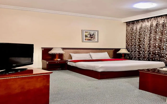 Dream Palace Hotel