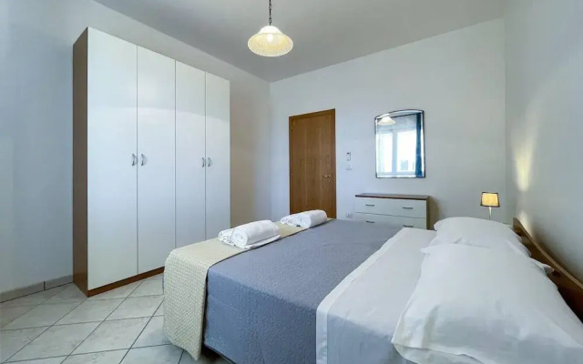 Beautiful 2-bed Apartment in Marina di Mancaversa