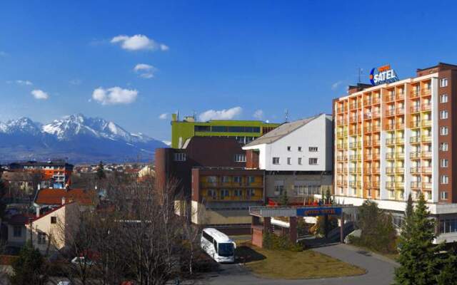 Hotel Satel