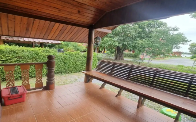 Metathsana Resort
