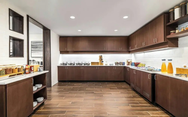 Residence Inn By Marriott Richmond Airport