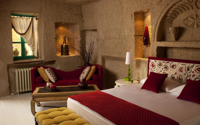 Hezen Cave Hotel