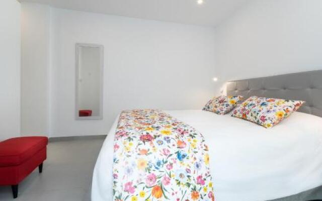 VV LOYANT CANTERAS "by henrypole home"
