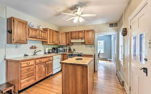 Historic Townhome in Downtown Shepherdstown!