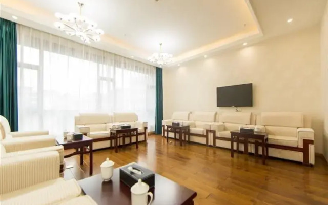 GreenTree Eastern Yibin Yijian Road New City Plaza