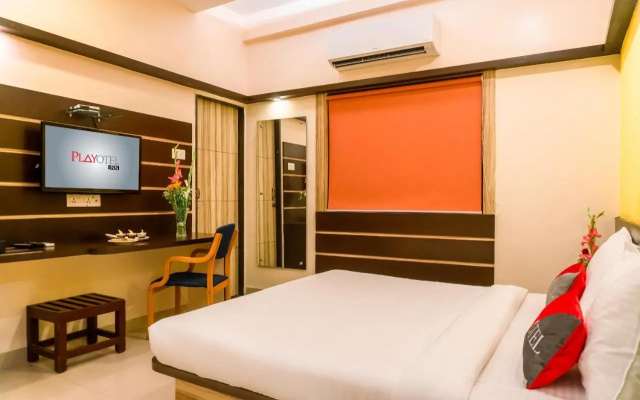 Hotel Golden Treat – Guest Rooms – Indore