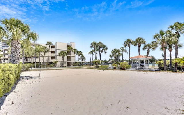 Land's End 1-206 Bay Front-premier