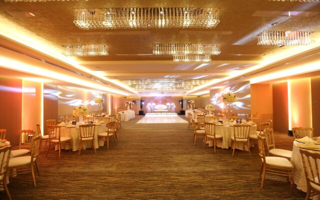 Ayass Hotel