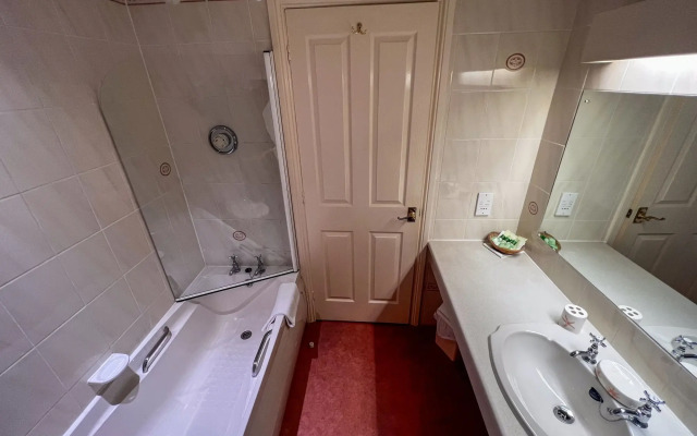Gwesty Minffordd Hotel