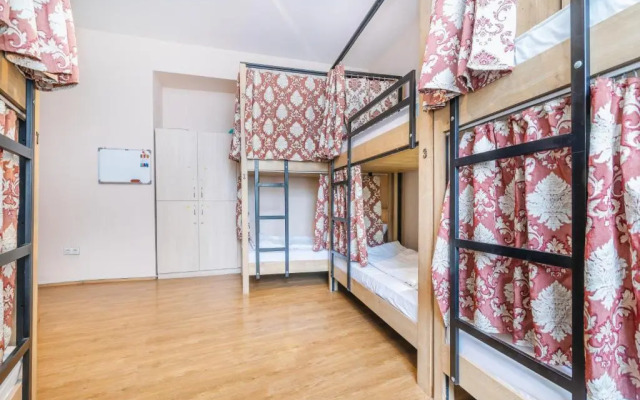 Pushkin 10 Hostel