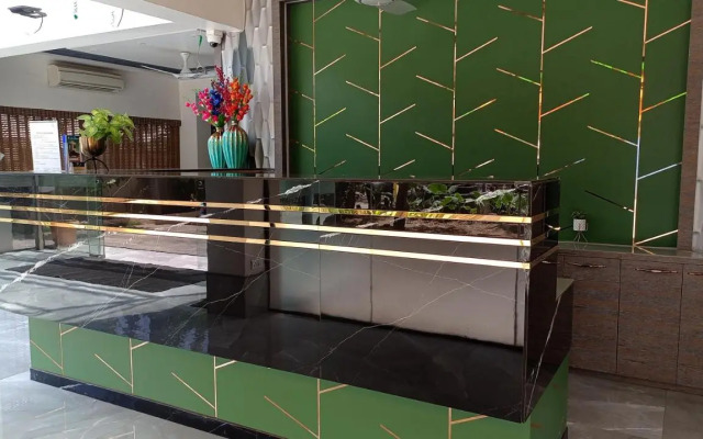 Hotel Sai Miracle