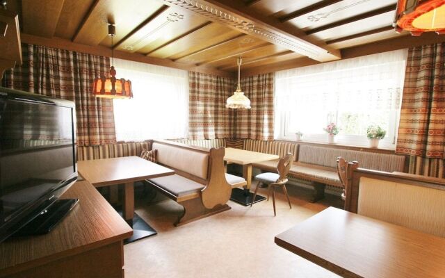 Chalet in Ellmau Near Skiwelt Slopes