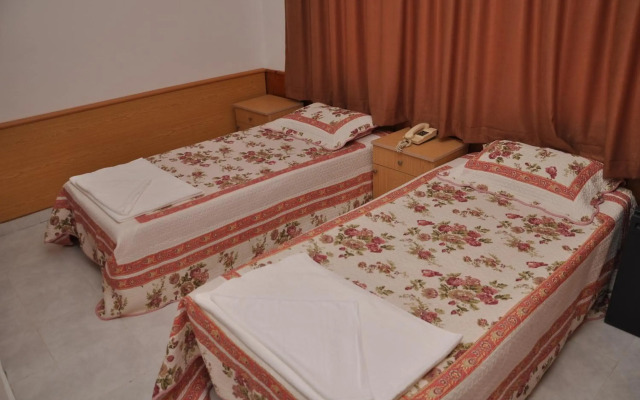 Kleopatra Beach Yildiz Hotel