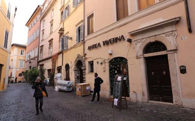 Piazza Navona Apartments