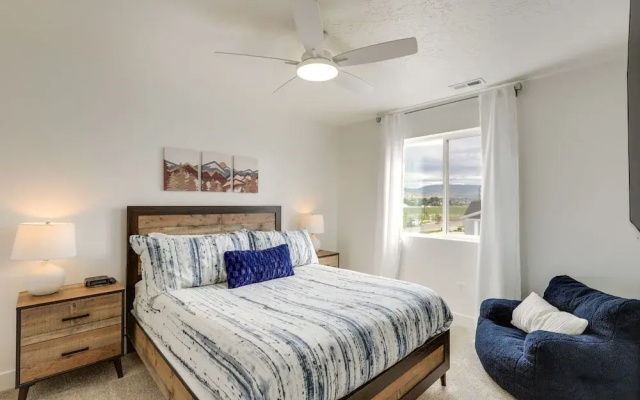 Pet-friendly Utah Abode - Fireplace, Patio & Grill