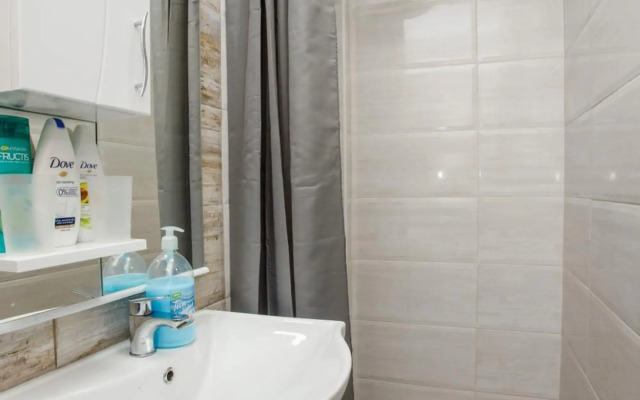 7 Days Premium Apartment